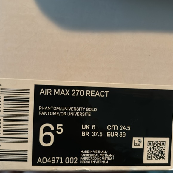 Air max 270 react - Picture 4 of 4